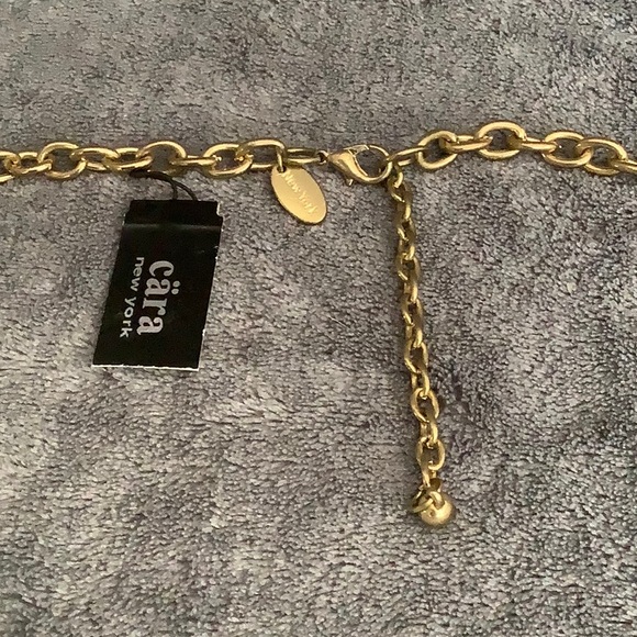 NWT Cara New York Green and Gold Layered Statement Necklace - Picture 8 of 12